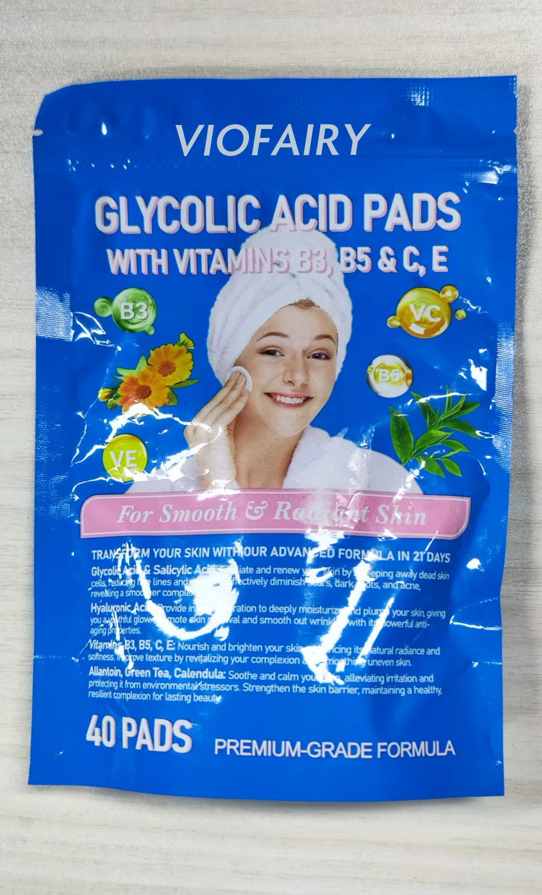 VIOFAIRY GLYCOLIC ACID PADSWITH VITAMINS B3, B5 & C, E